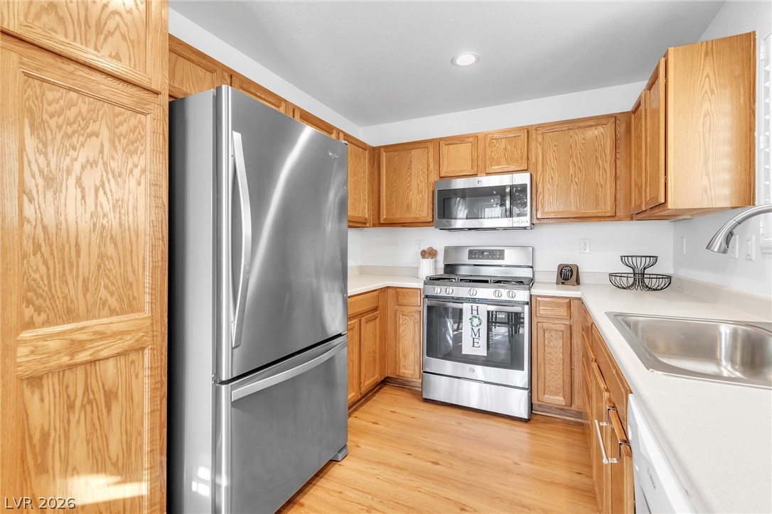 10470 Fancy Fern Street Property Photo 3