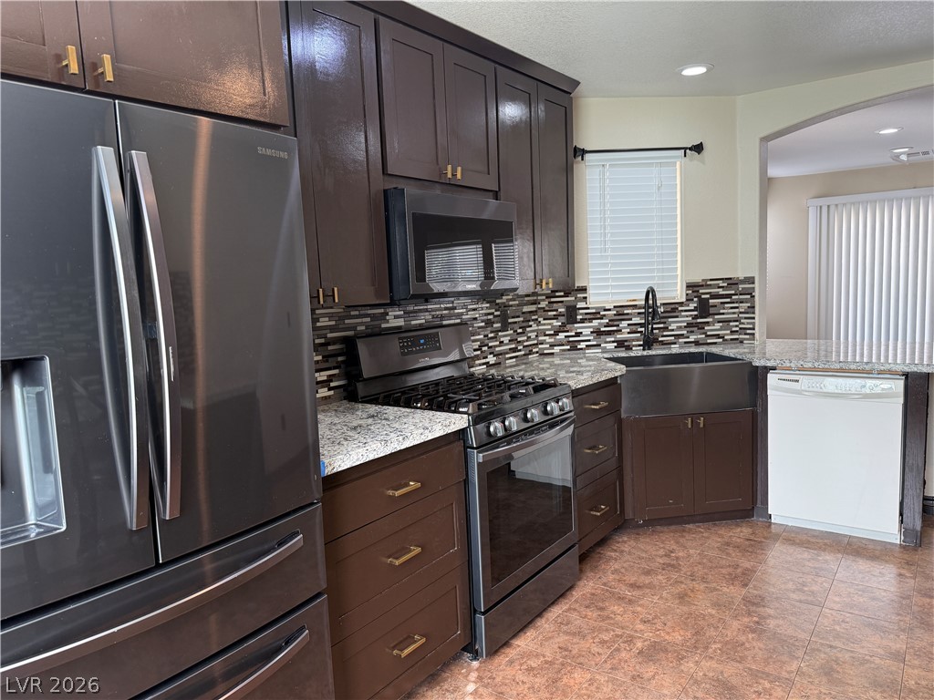 8068 Lyell Mountain Court Property Photo 10