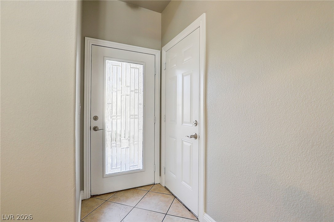 1172 Drowsy Water Court Property Photo 6