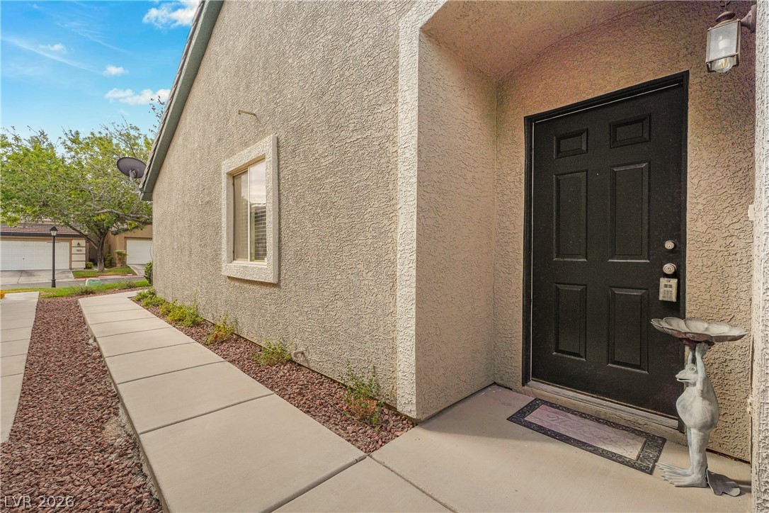 10216 Juniper Creek Lane Property Photo 6