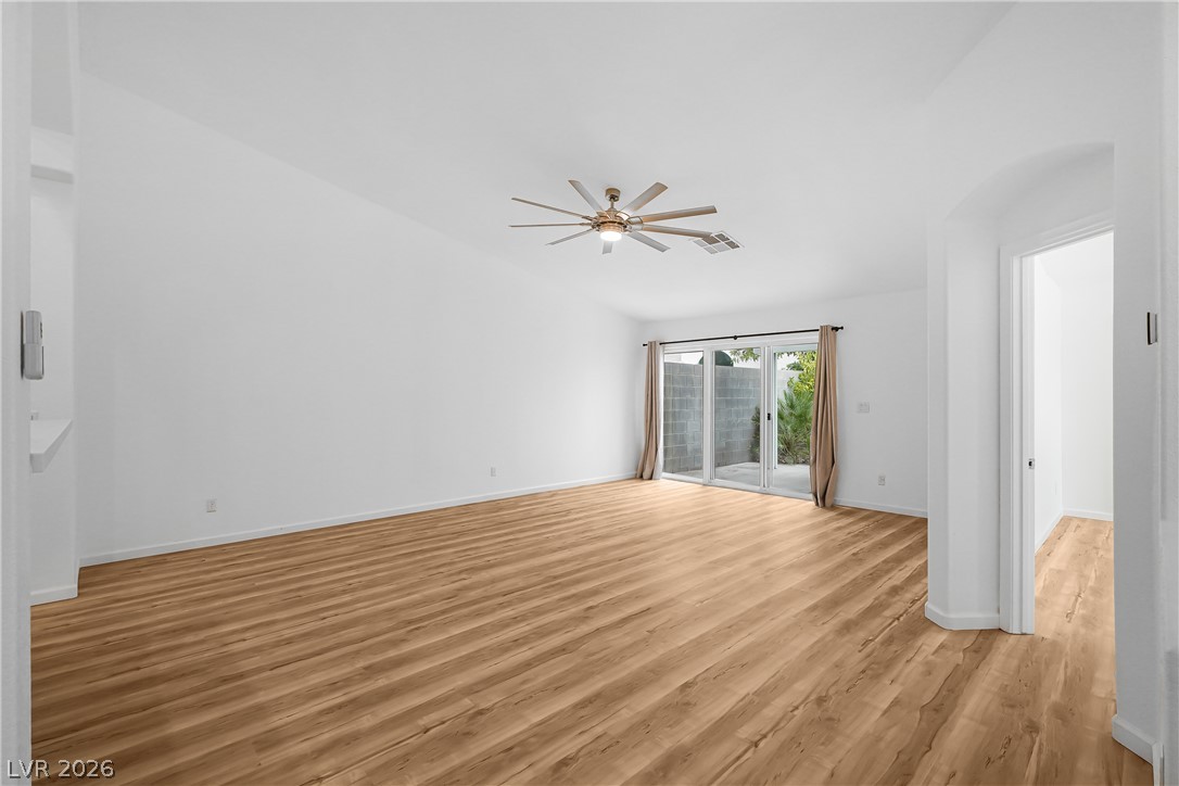 10216 Juniper Creek Lane Property Photo 10