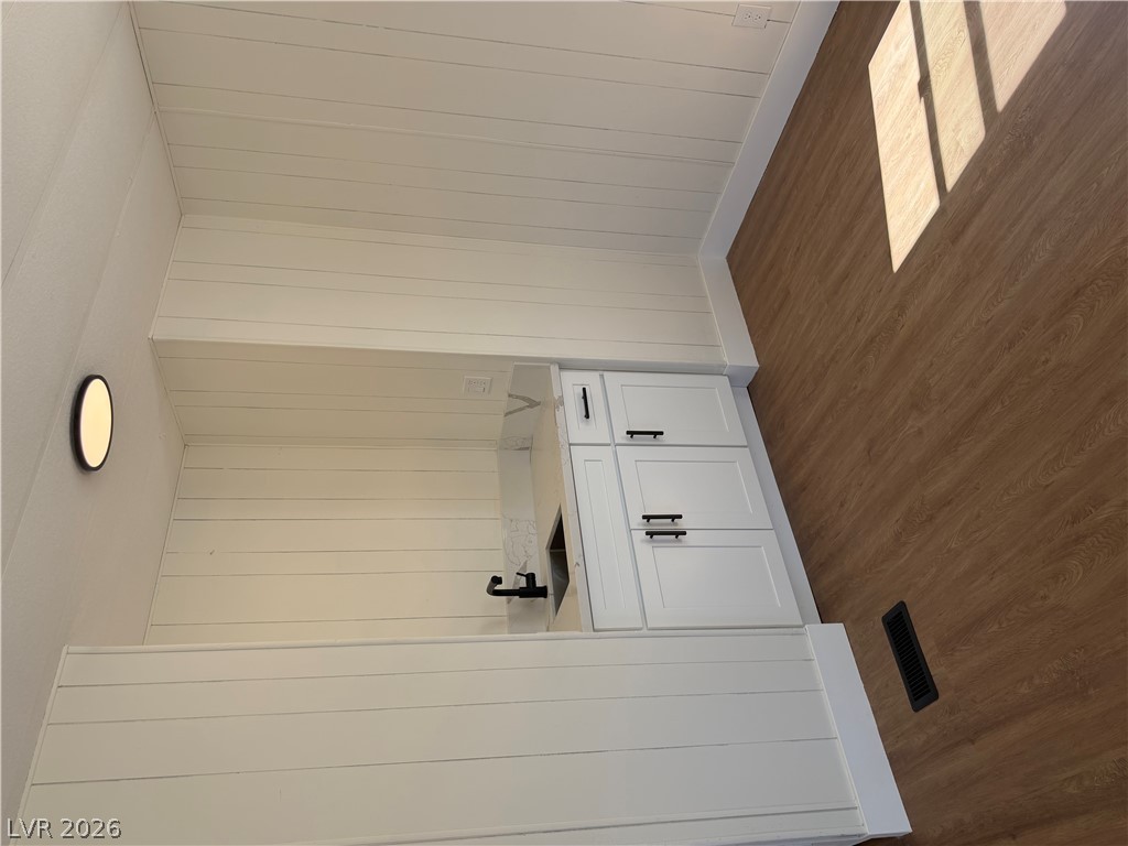 6401 Hafen Ranch Road Property Photo 6