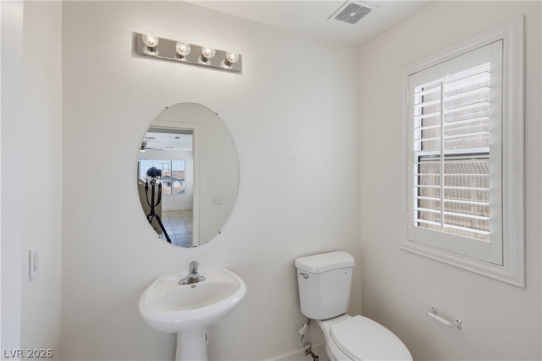 211 Priority Point Street Property Photo 9