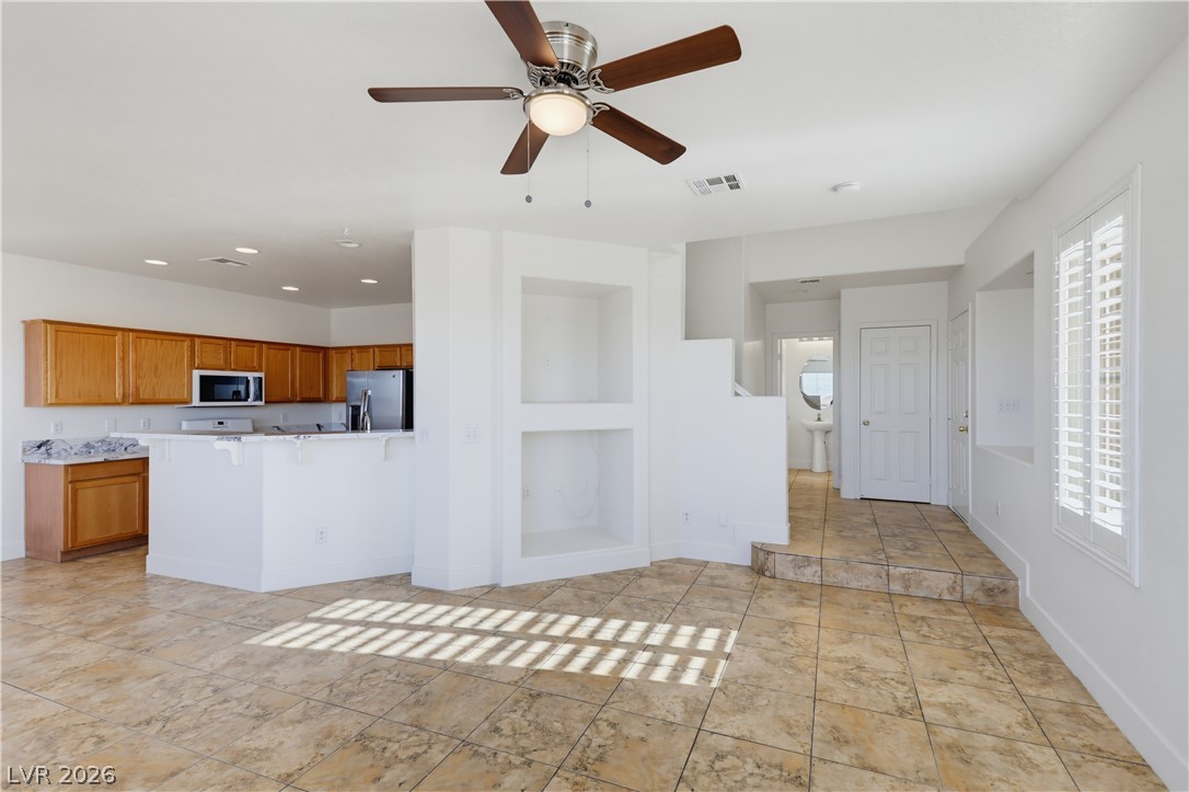211 Priority Point Street Property Photo 11