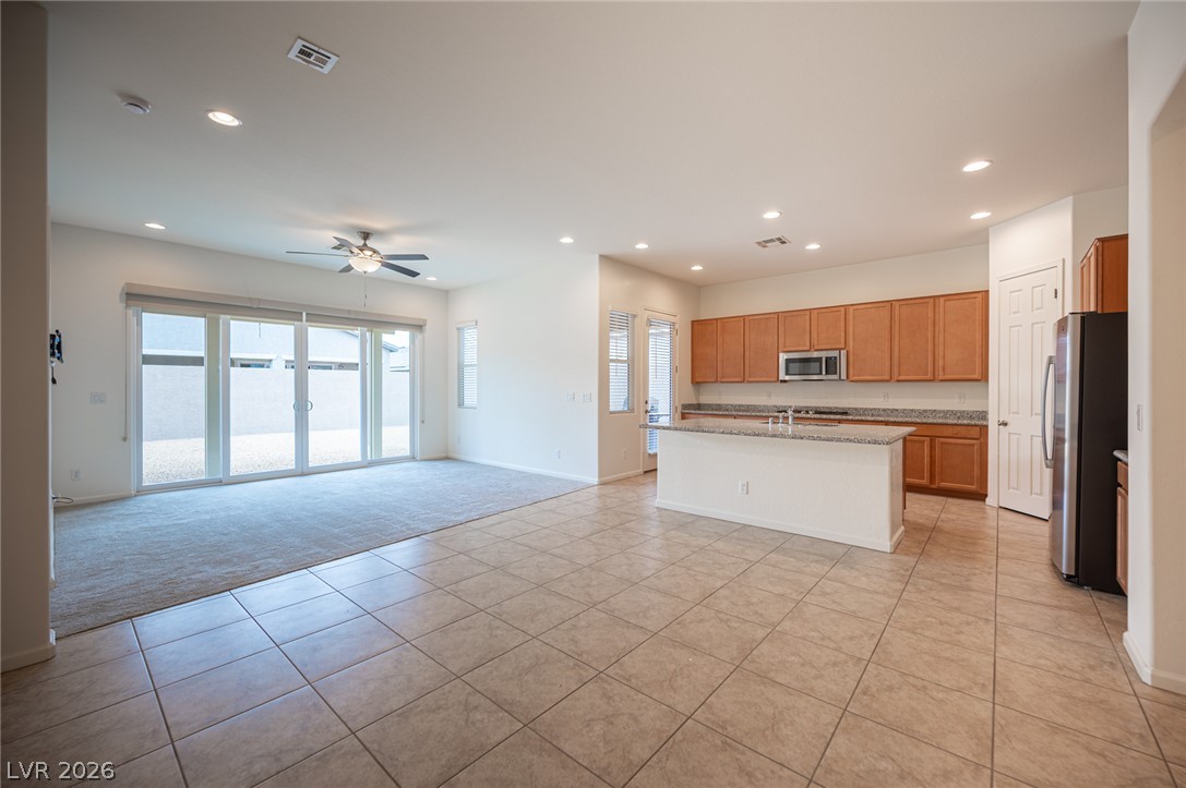 10090 Tamberlaine Avenue Property Photo 5