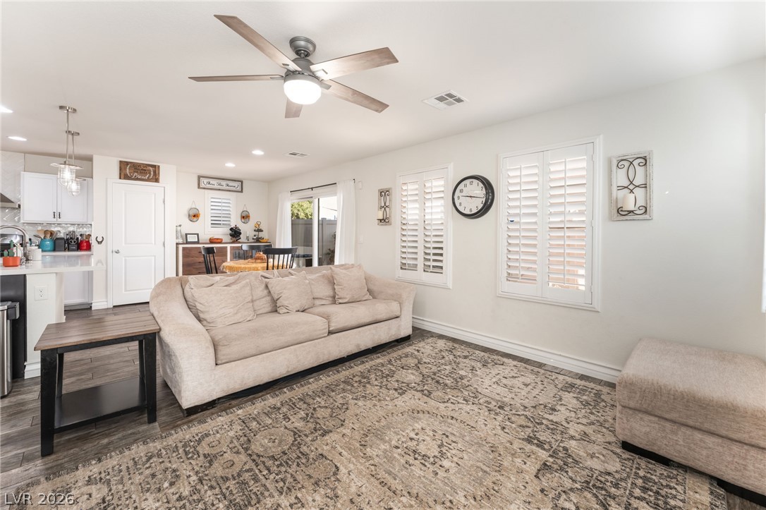 3668 Via Mariposa Avenue Property Photo 4