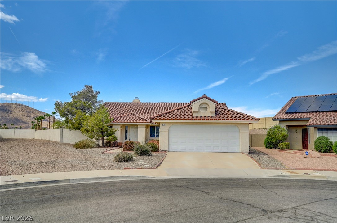 970 Hunters Run Drive Property Photo 4