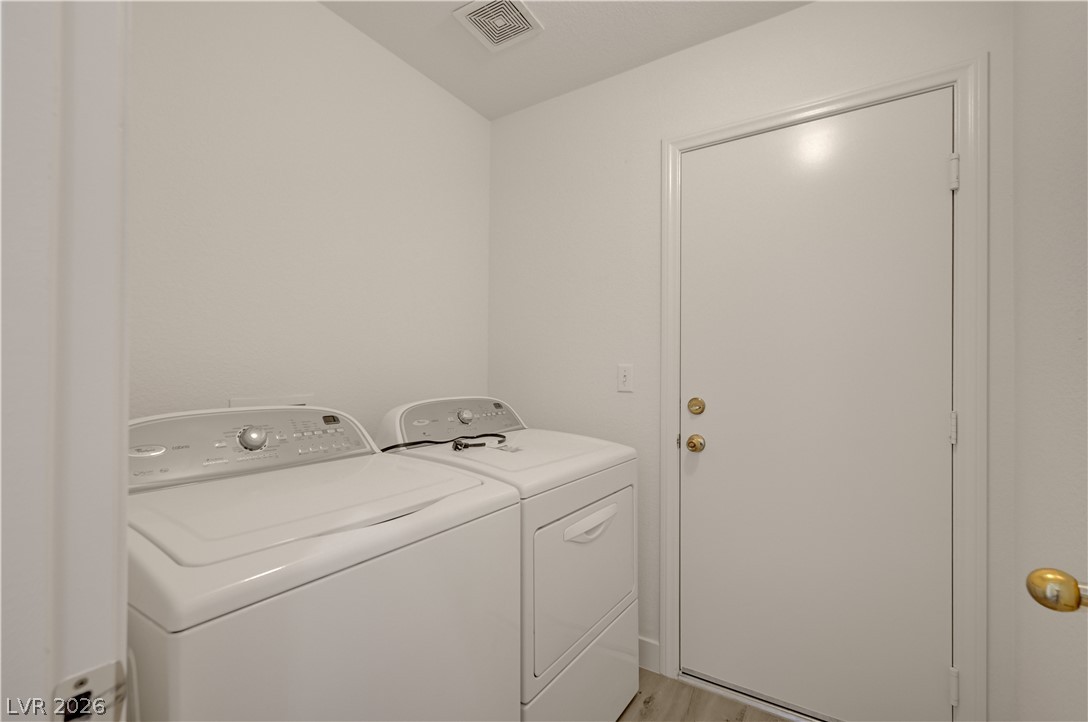 970 Hunters Run Drive Property Photo 31