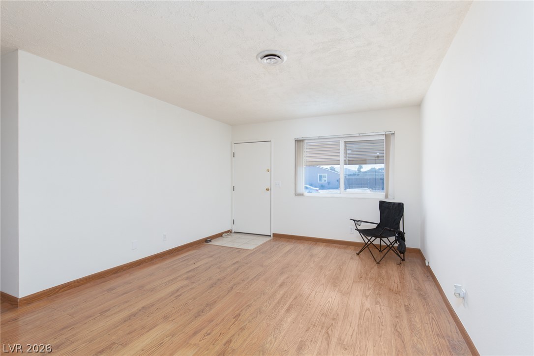 5574 Northridge Lane Property Photo 4