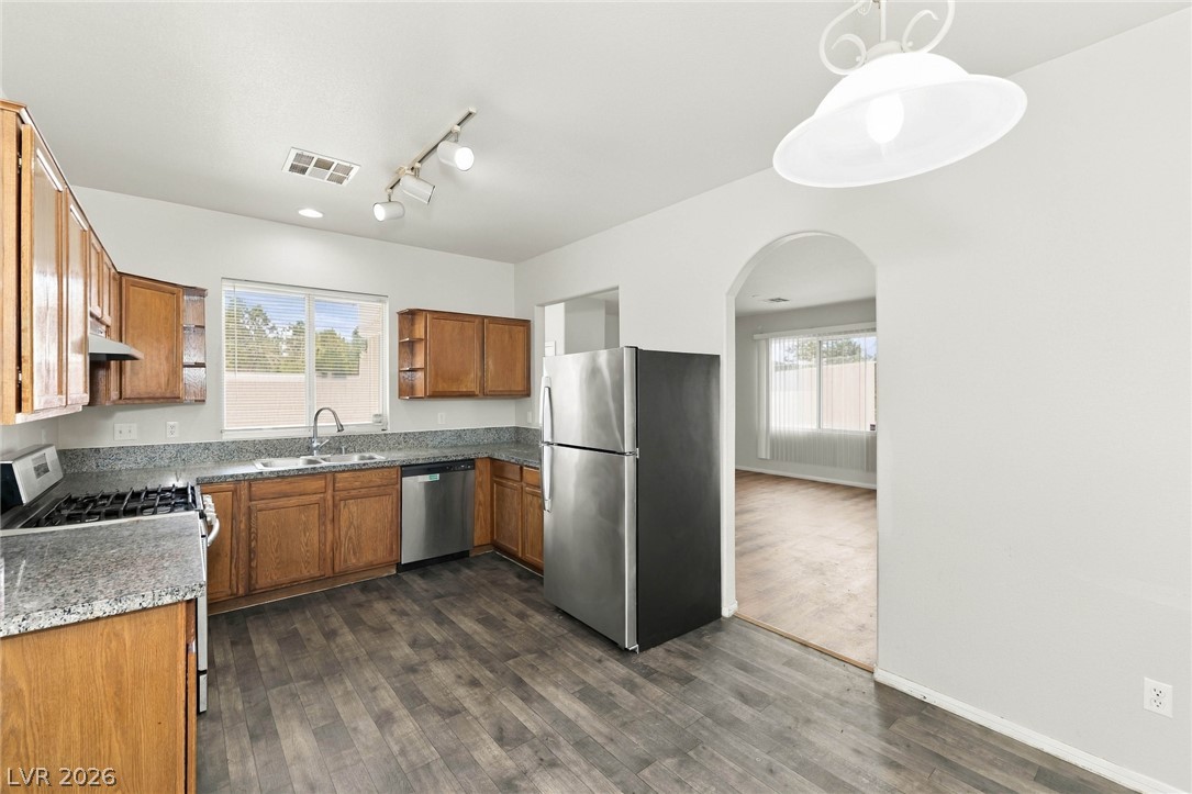 6332 Pronghorn Ridge Avenue Property Photo 6
