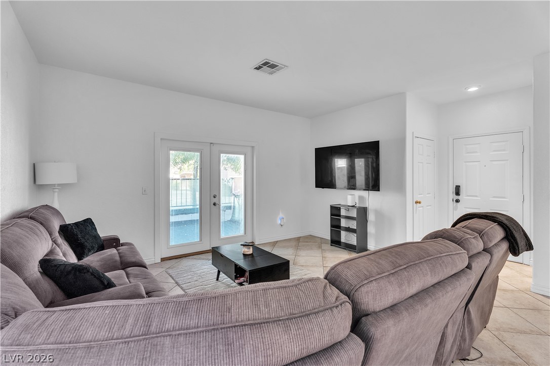 1409 Sycamore Spring Court Property Photo 6