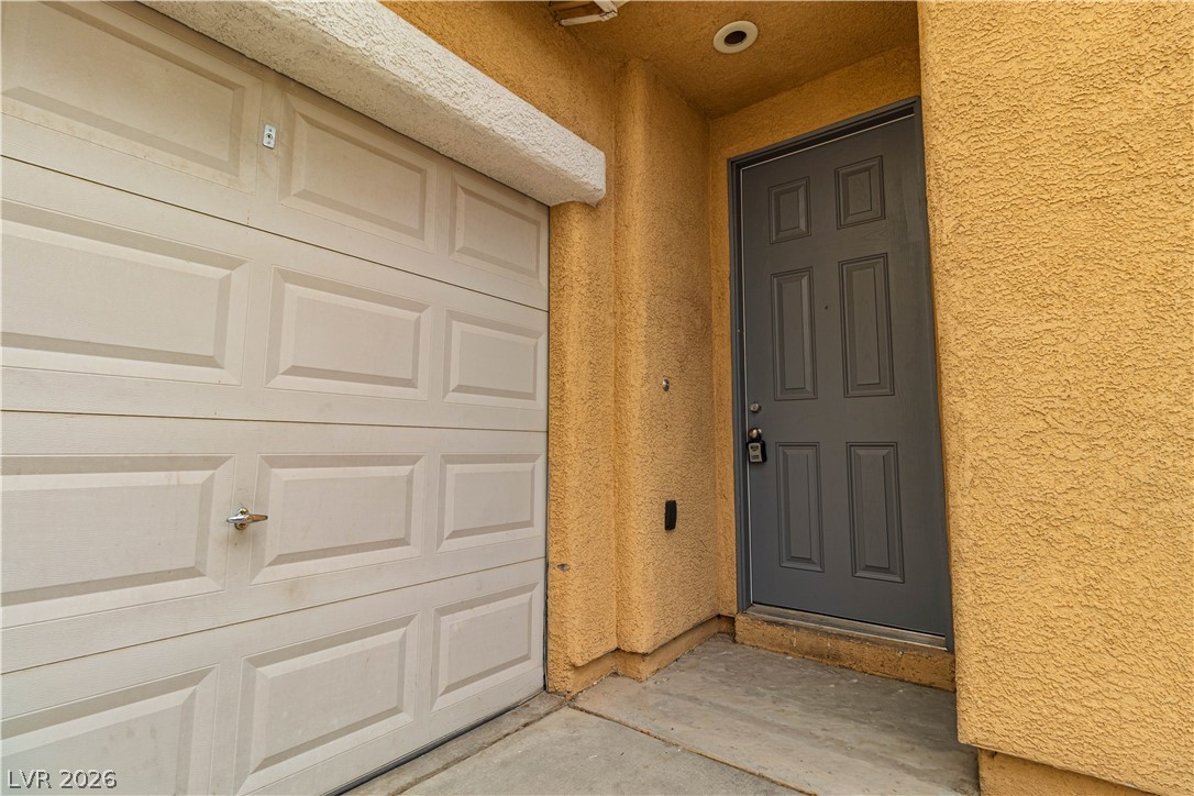 2821184 Property Photo 2