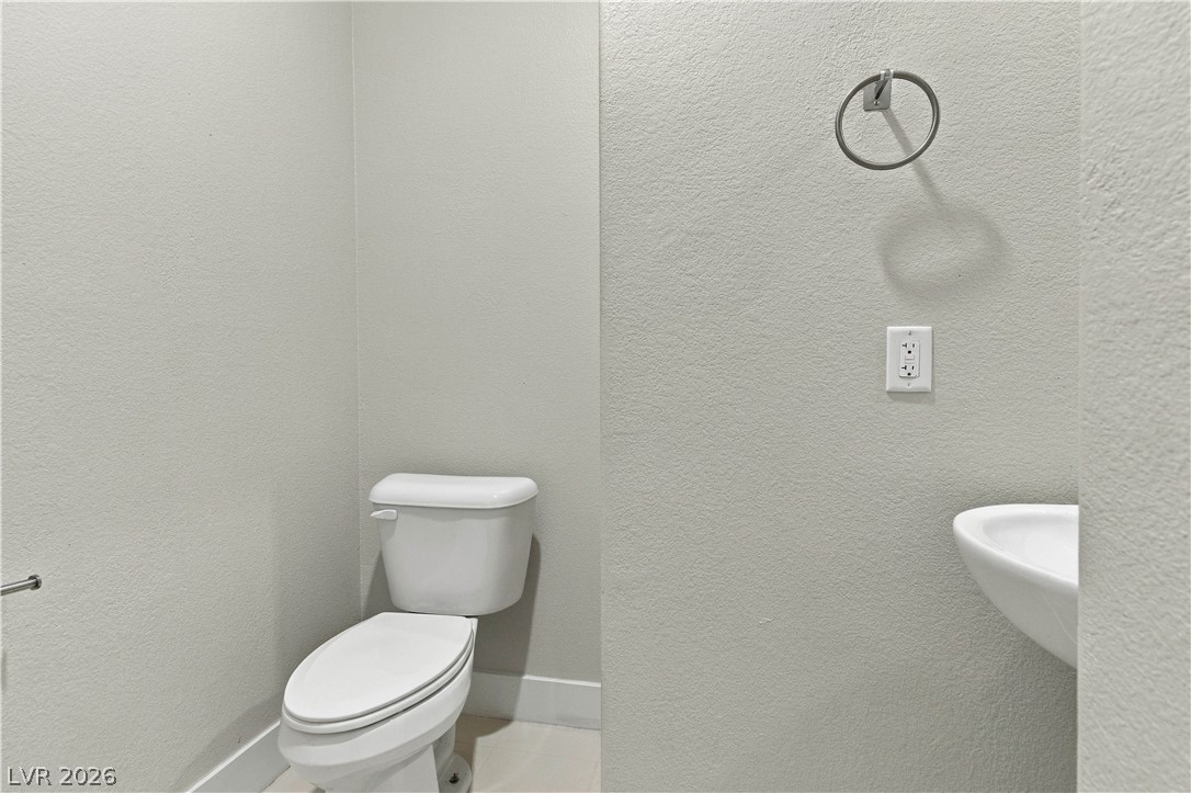 2821184 Property Photo 10