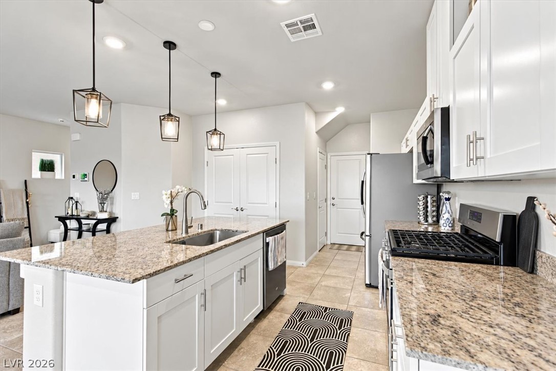 7834 Morganite Avenue Property Photo 11