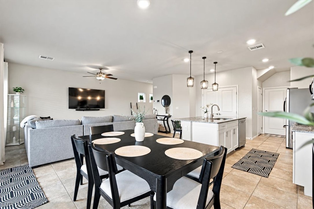 7834 Morganite Avenue Property Photo 14