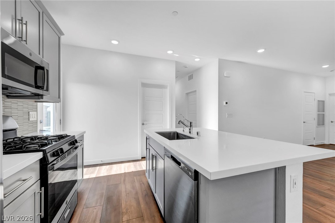 12548 Alpine Creek Place Property Photo 14