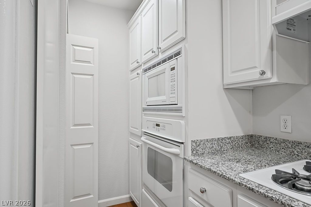 47 East Agate Avenue 301 Property Photo 11