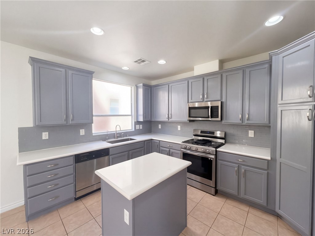 2843 Dunnottar Avenue Property Photo 2