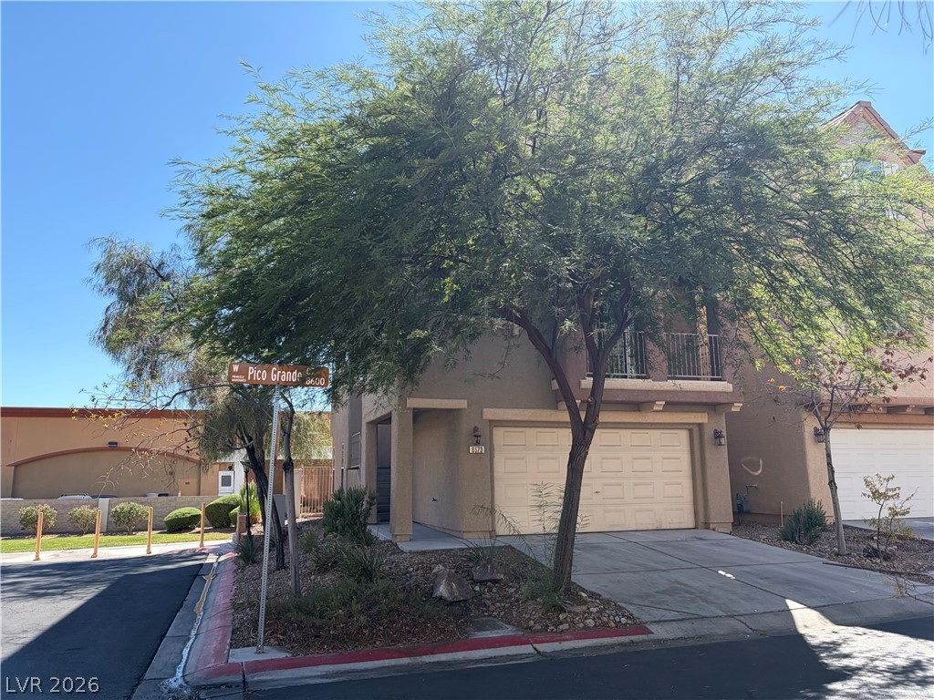 8673 Pico Grande Court Property Photo 3