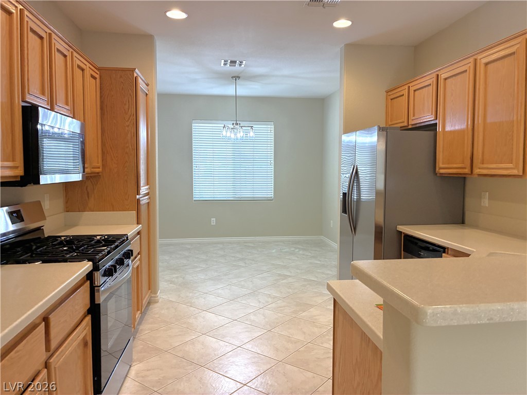 1604 Wellington Spring Avenue Na Property Photo 3