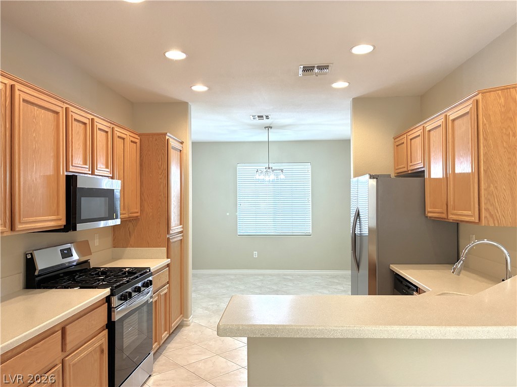 1604 Wellington Spring Avenue Na Property Photo 4