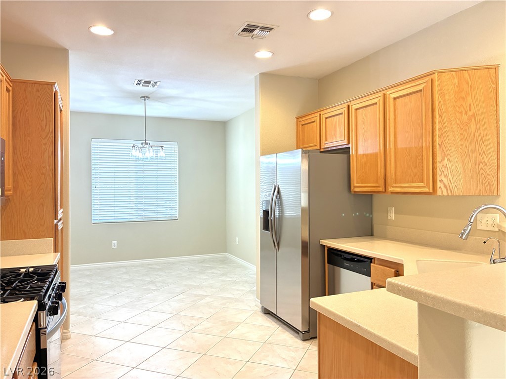 1604 Wellington Spring Avenue Na Property Photo 5