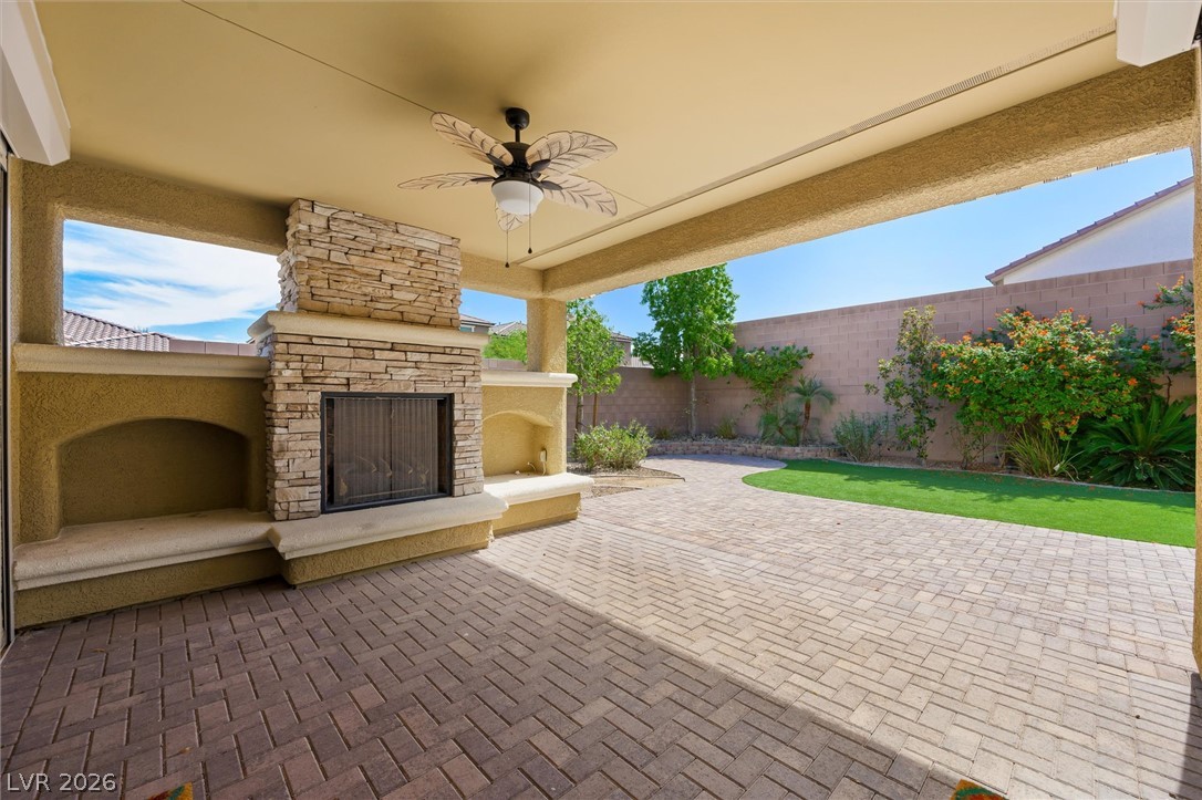 9471 Wild Valley Avenue Property Photo 4