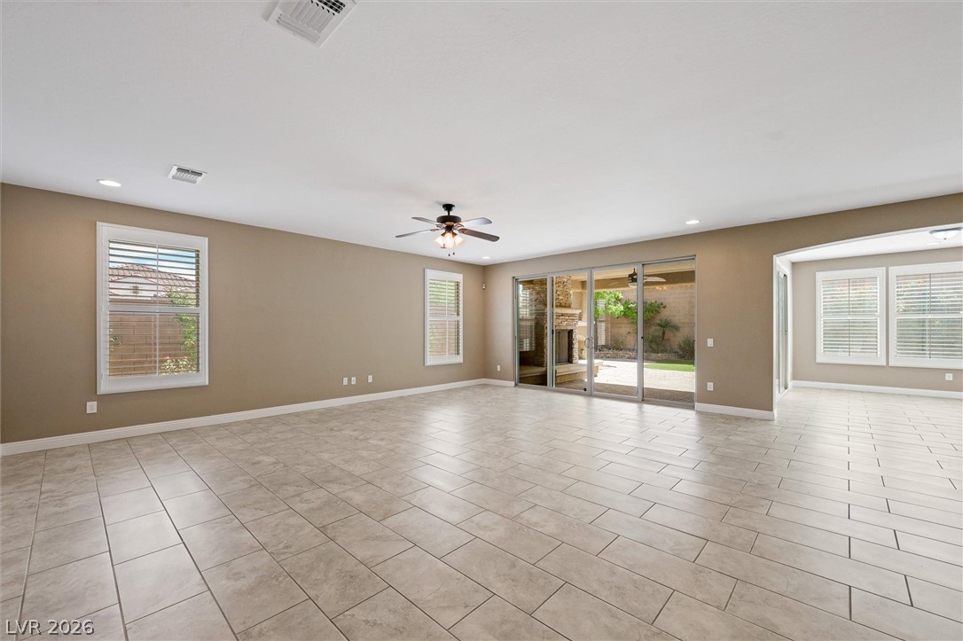 9471 Wild Valley Avenue Property Photo 6