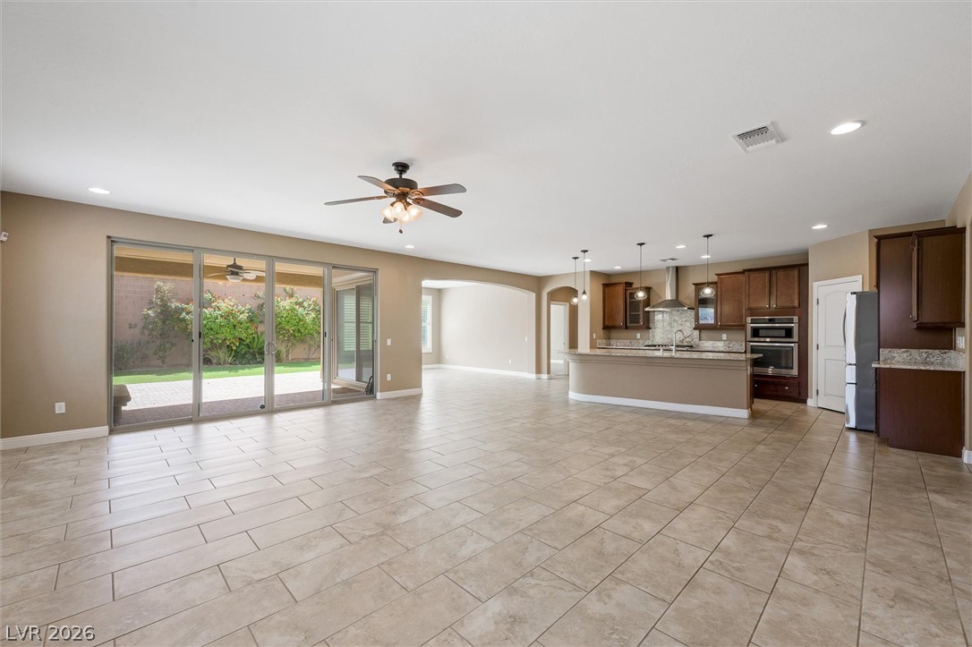 9471 Wild Valley Avenue Property Photo 7