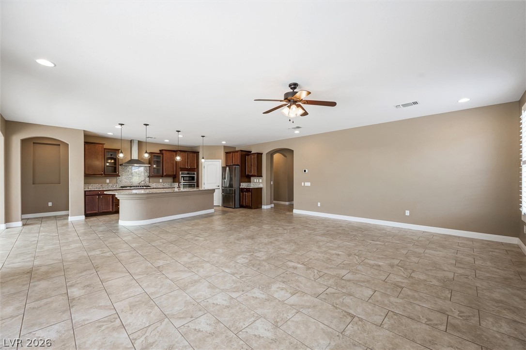 9471 Wild Valley Avenue Property Photo 8