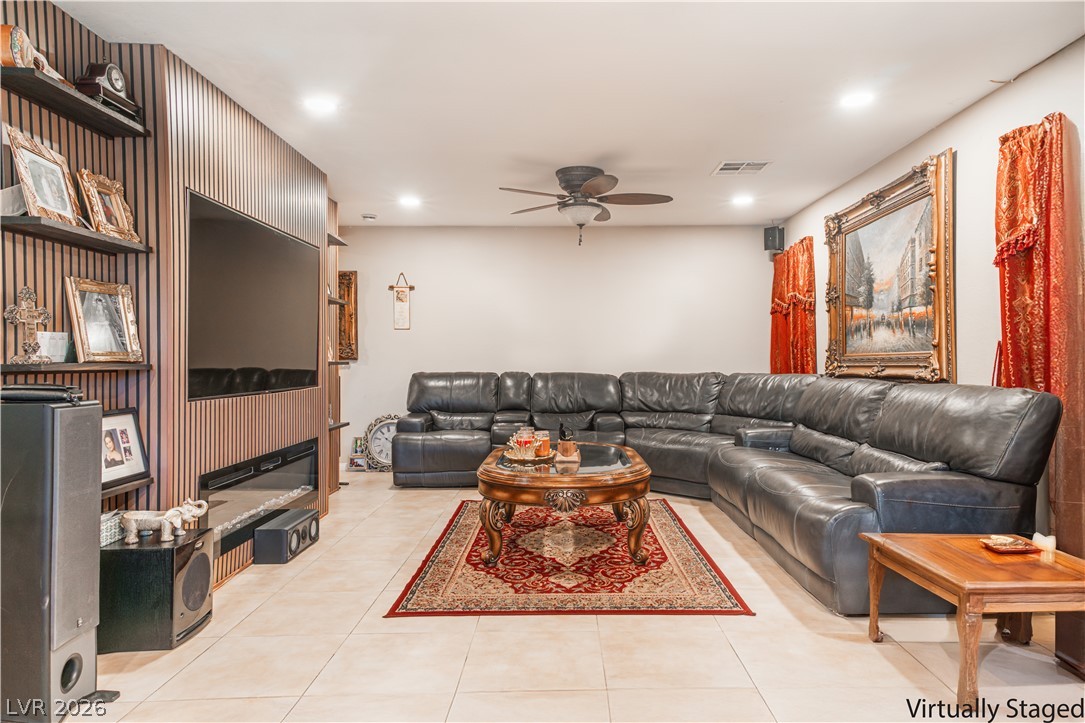 8867 Bonneville Peak Court Property Photo 5