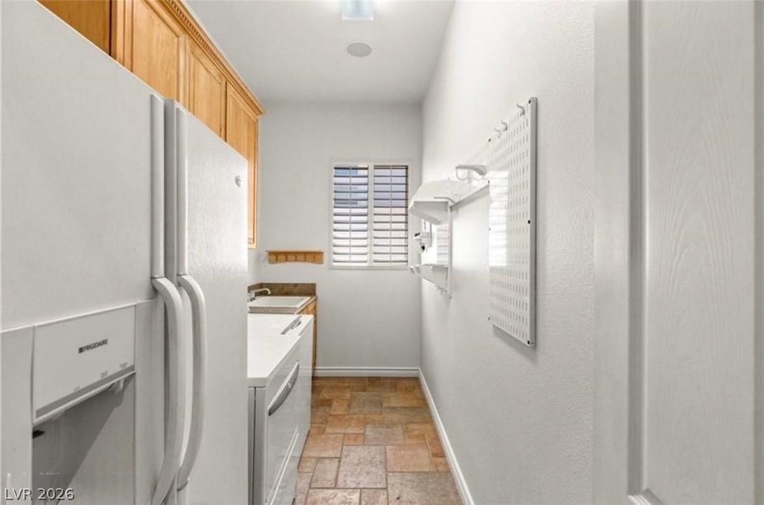 9312 Fontainbleu Drive Property Photo 19