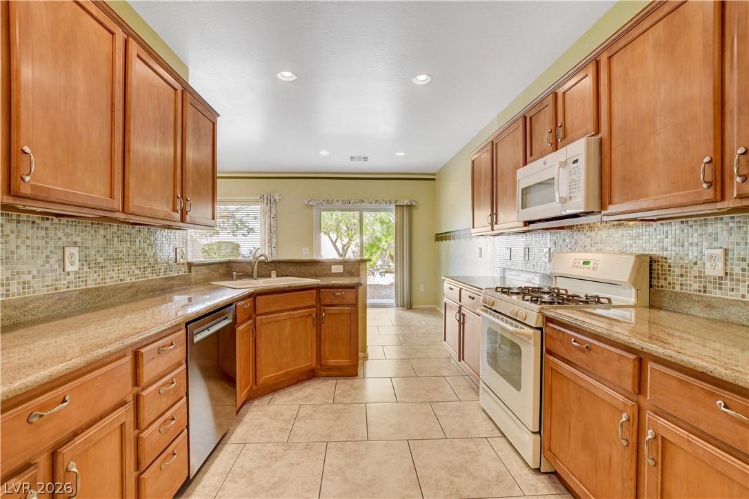 2612 Rock Pigeon Avenue Property Photo 2