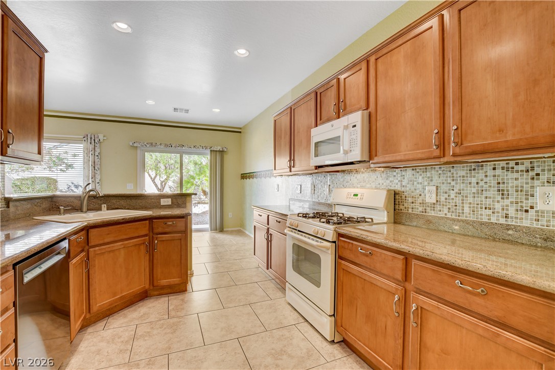 2612 Rock Pigeon Avenue Property Photo 6