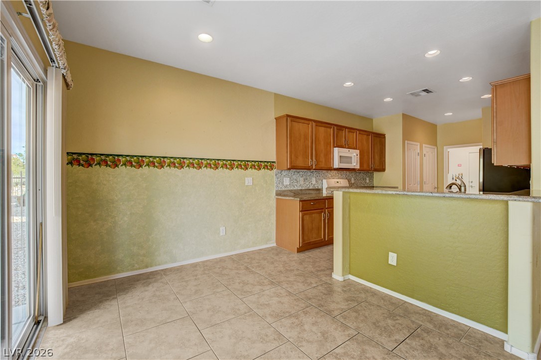 2612 Rock Pigeon Avenue Property Photo 9