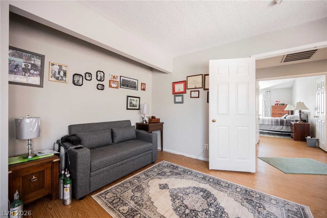 2699 Aldonza Drive Property Photo 38