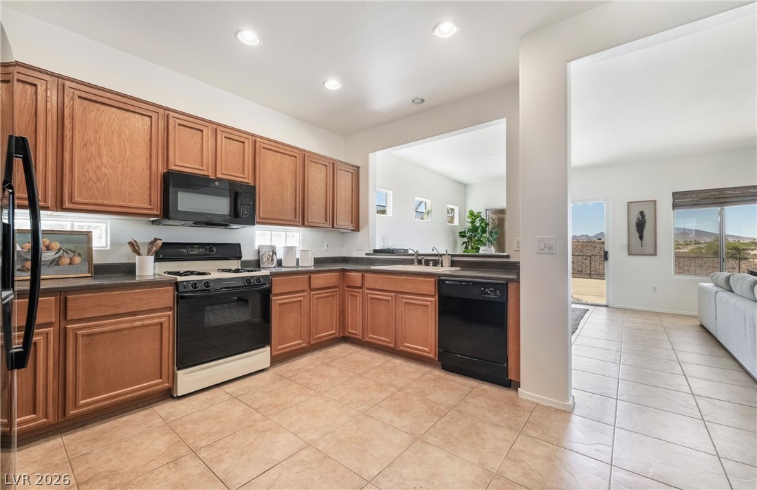 2795 Scotts Valley Drive Property Photo 16