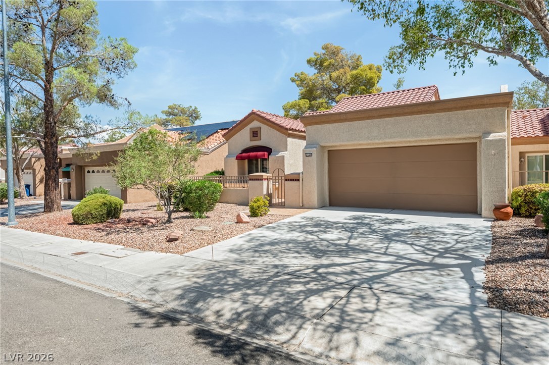2520 Palmridge Drive Property Photo 2