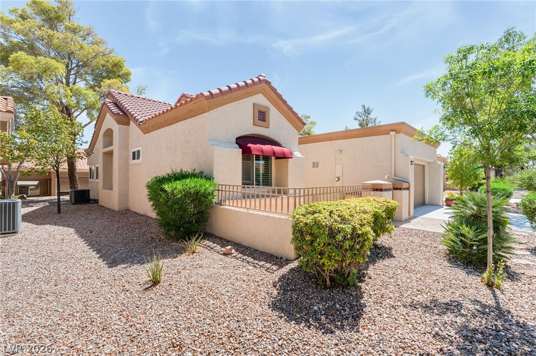 2520 Palmridge Drive Property Photo 4
