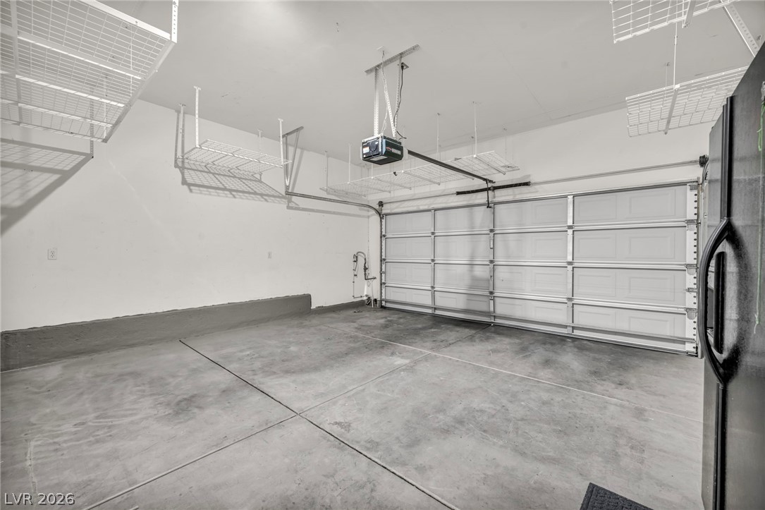 8900 Ochoa Street Property Photo 23