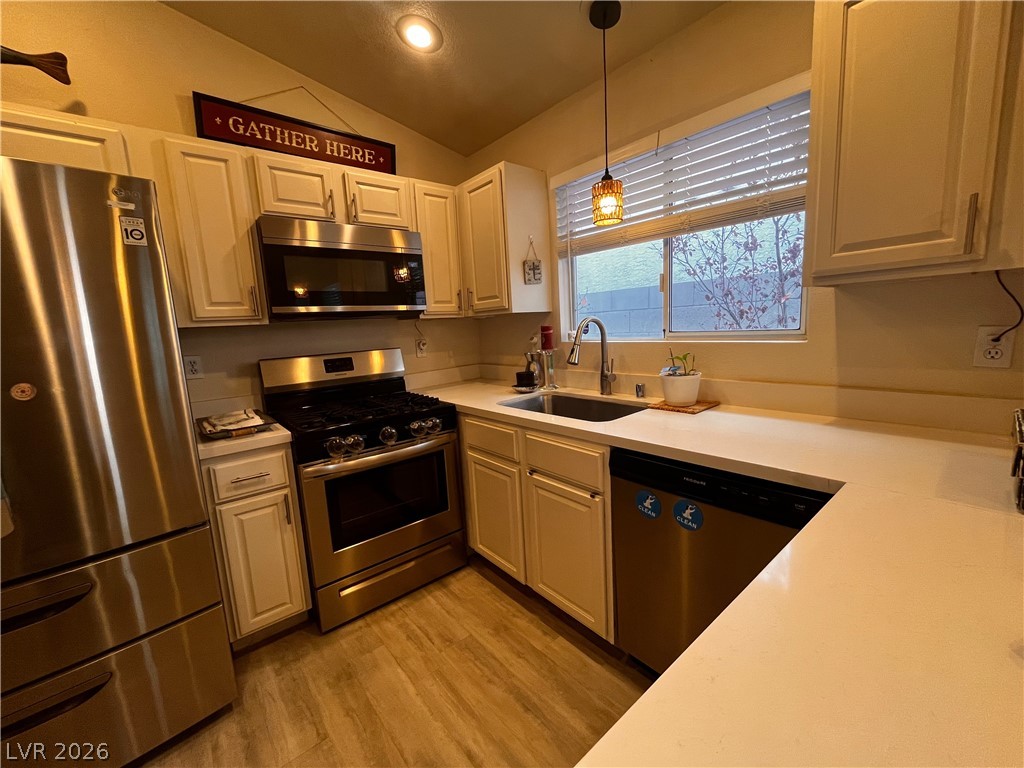 932 Rainbow Rock Street Property Photo 17