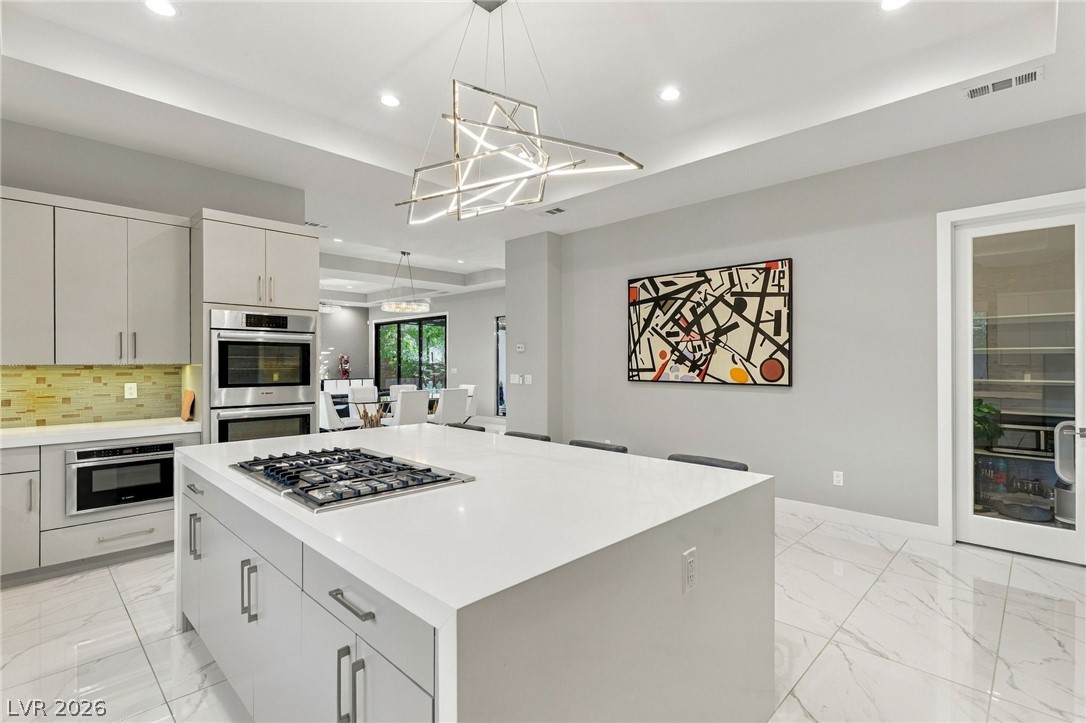 38 Grey Feather Drive Property Photo 10
