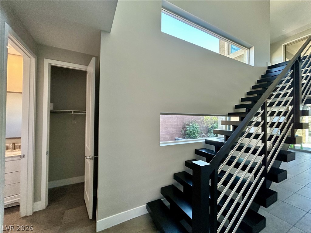 6040 Andezano Drive Property Photo 3