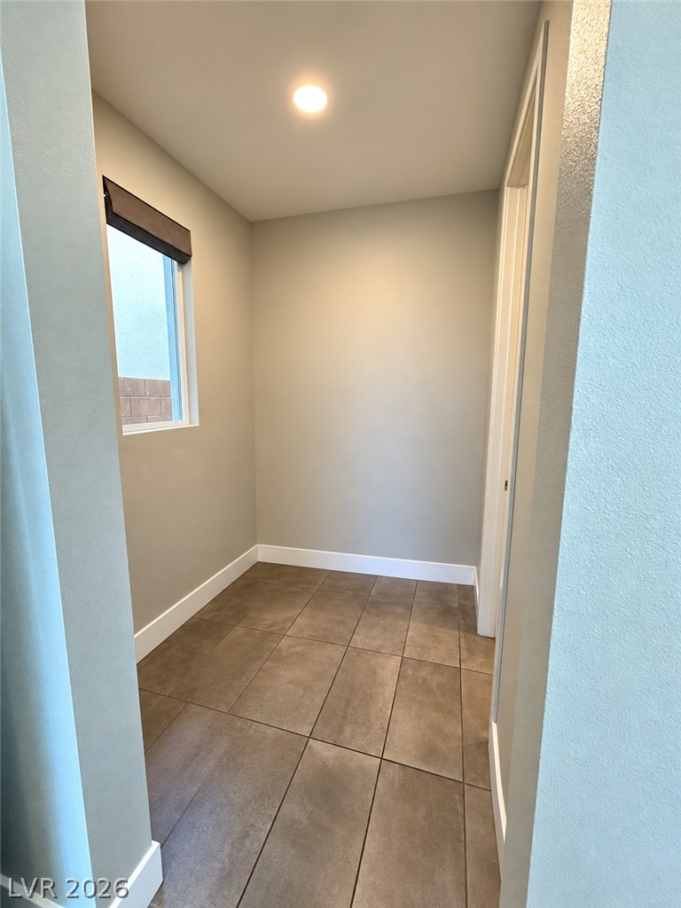 6040 Andezano Drive Property Photo 10