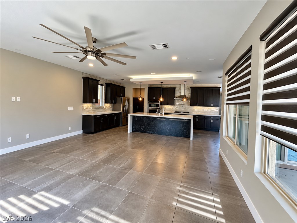 6040 Andezano Drive Property Photo 14