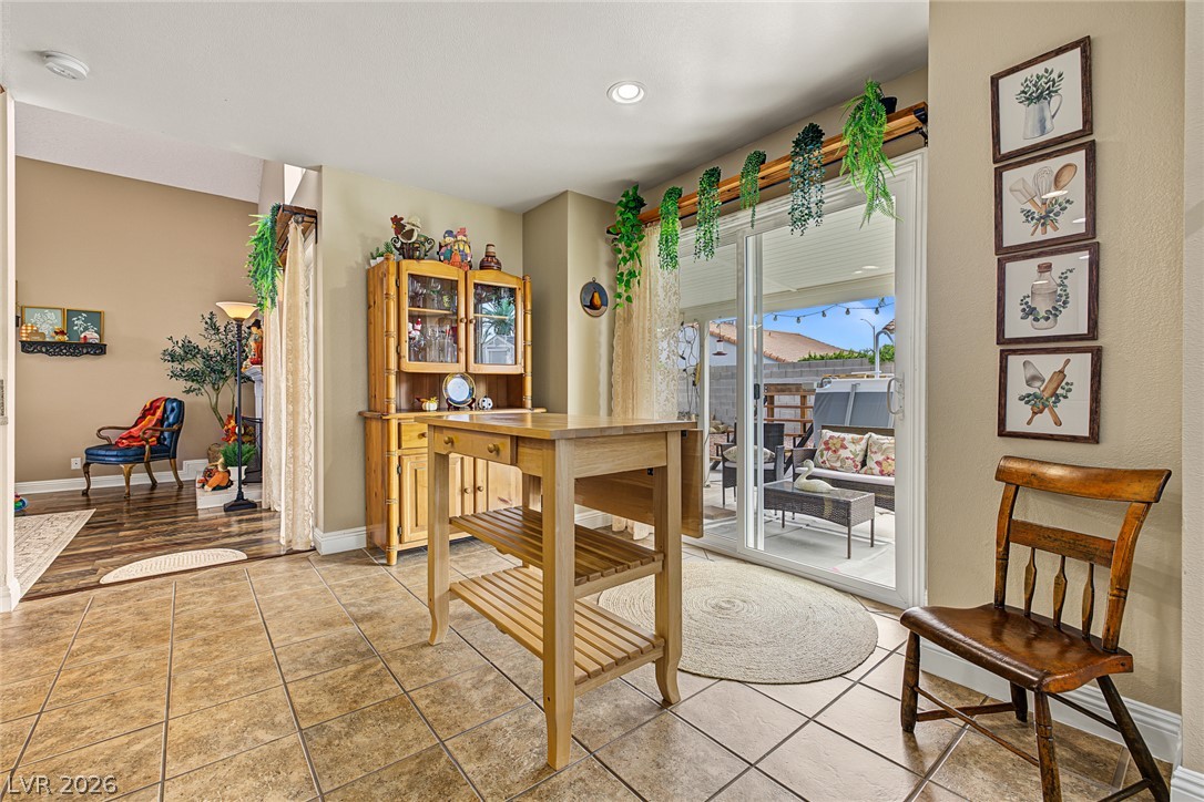 3760 Calumet Farm Circle Property Photo 8