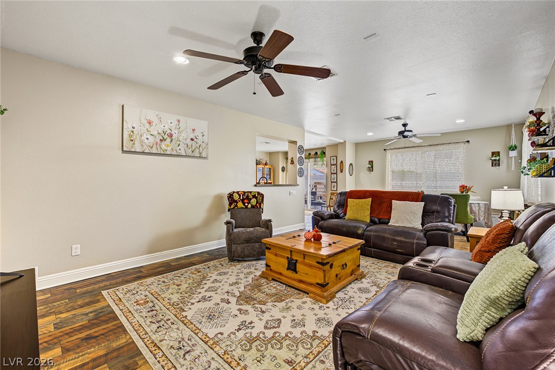 3760 Calumet Farm Circle Property Photo 12