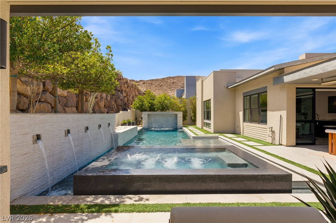 2211 Overlook Canyon Lane Property Photo 40