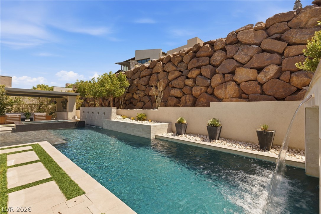 2211 Overlook Canyon Lane Property Photo 42