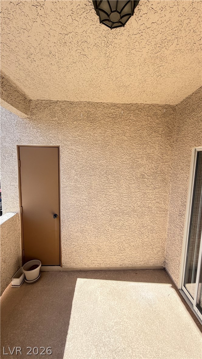 9303 Gilcrease Avenue 1115 Property Photo 15